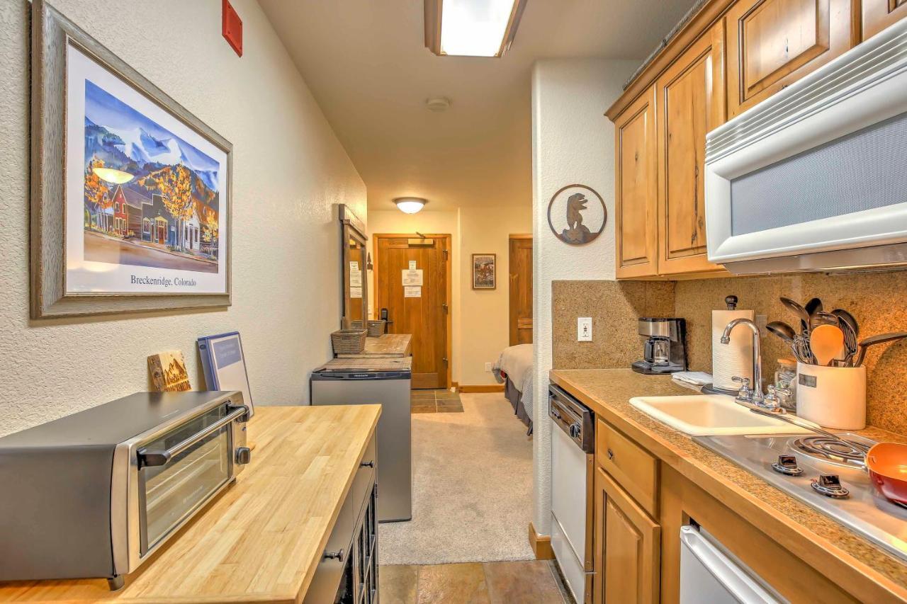 Breck Studio With Hot Tub Access, Walk To Main St! Breckenridge Bagian luar foto