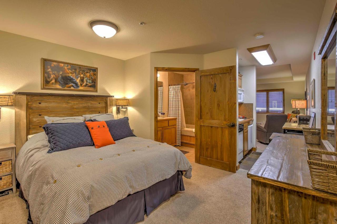 Breck Studio With Hot Tub Access, Walk To Main St! Breckenridge Bagian luar foto